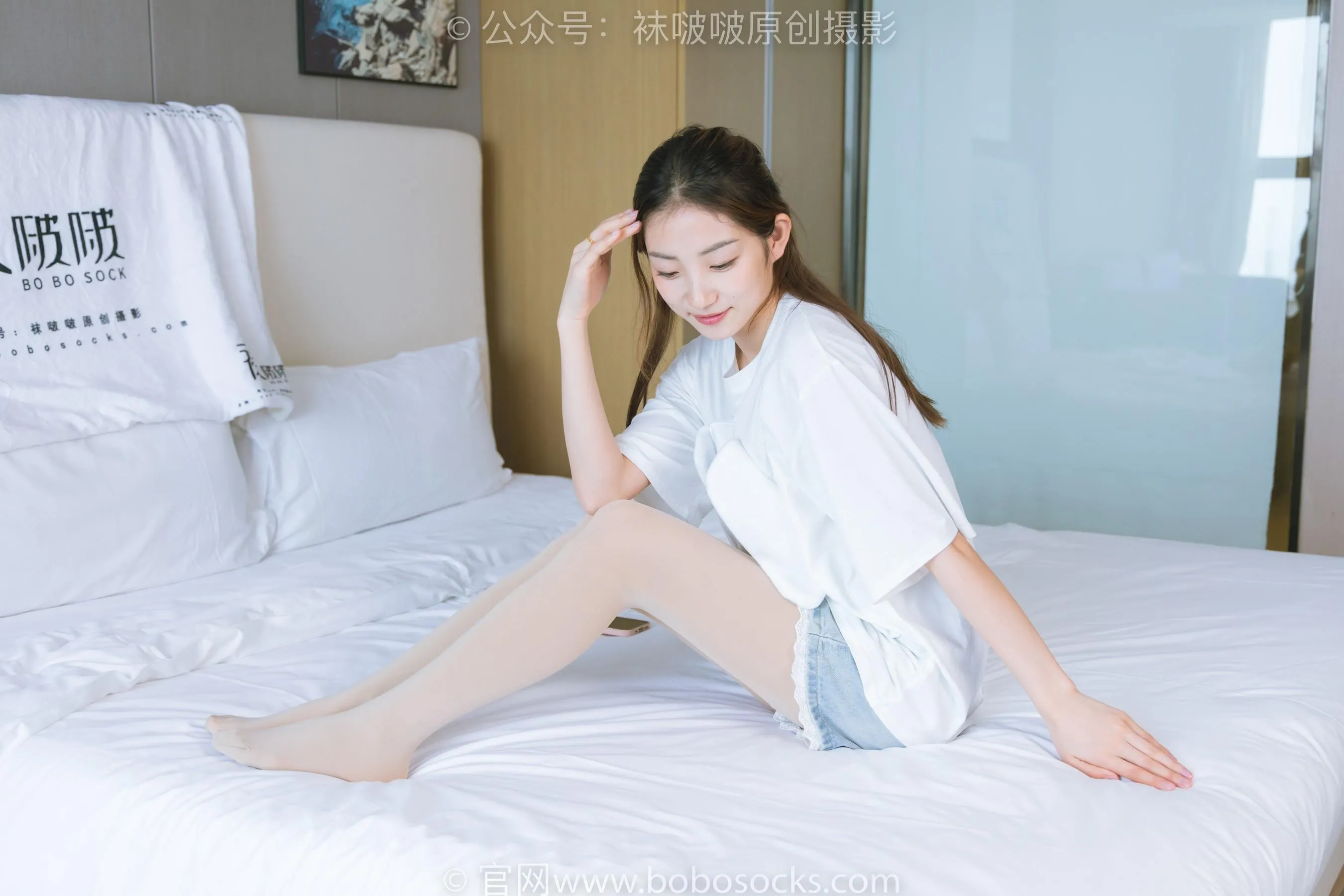 [BoBoSocks袜啵啵]NO.228 小沫-板鞋、厚肉丝、裸足 [90P]插图3